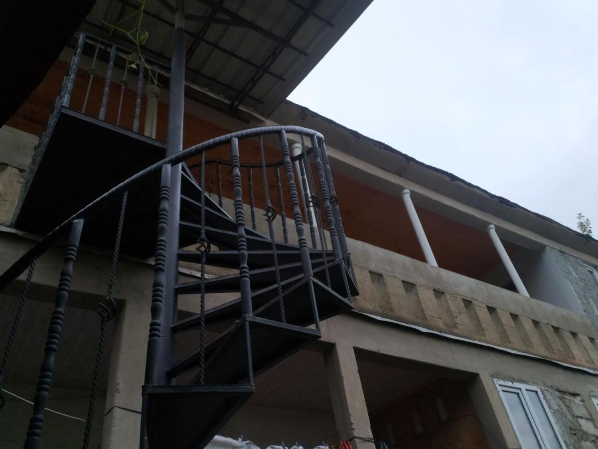 Guest House Nene Mestia Exterior photo